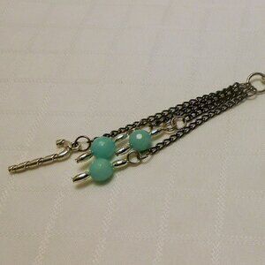 No 82 Handmade set with a pretty festive necklace and earrings